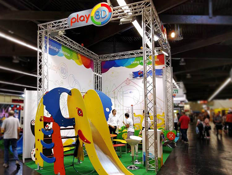 design reklamních materiálů pro firmu HŘIŠTĚ 8D